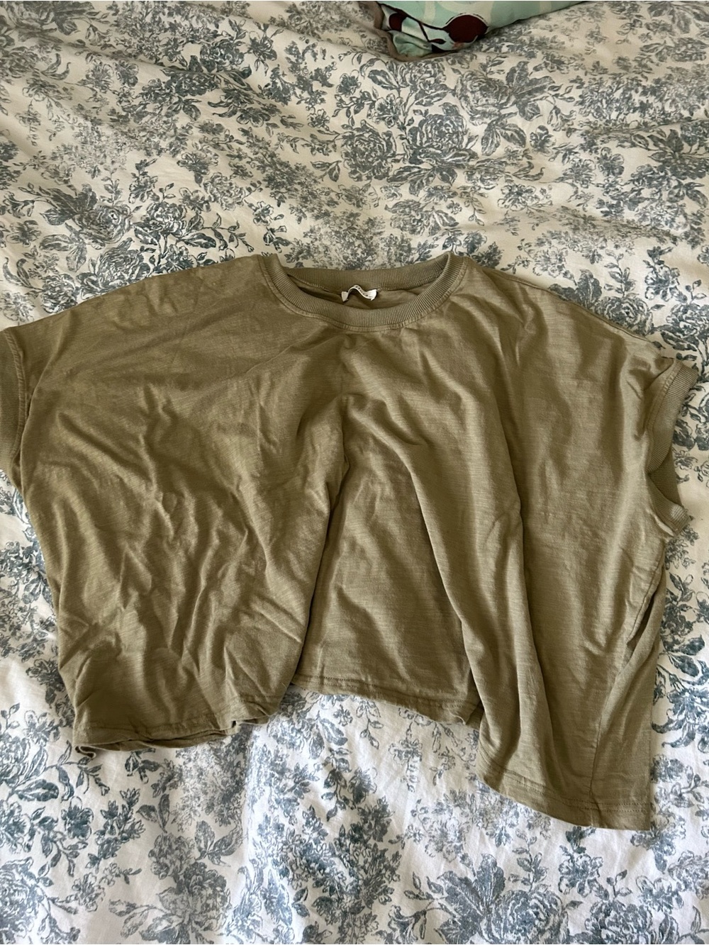 Light Olive Green Cropped Short Sleeve Women's Top